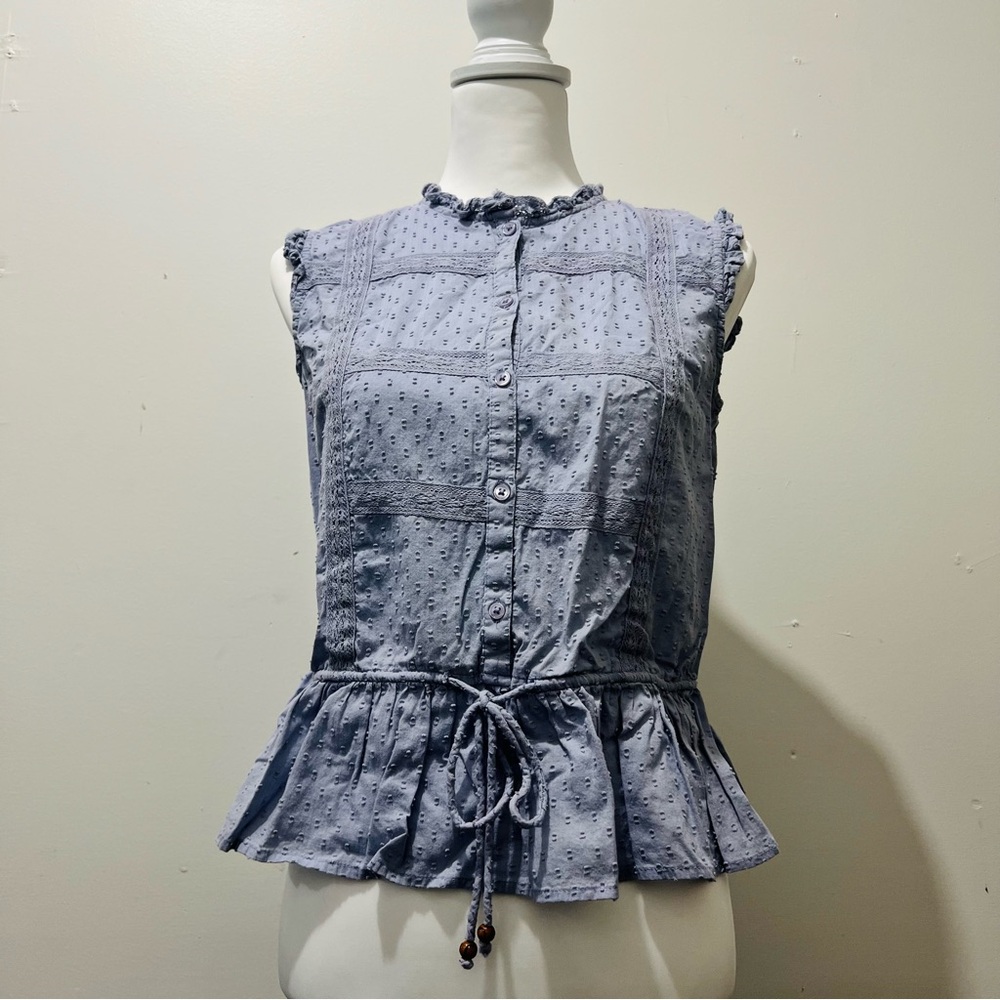 Calligraphie pretty top. Blue / purple color looks very dainty! Fits like XS
